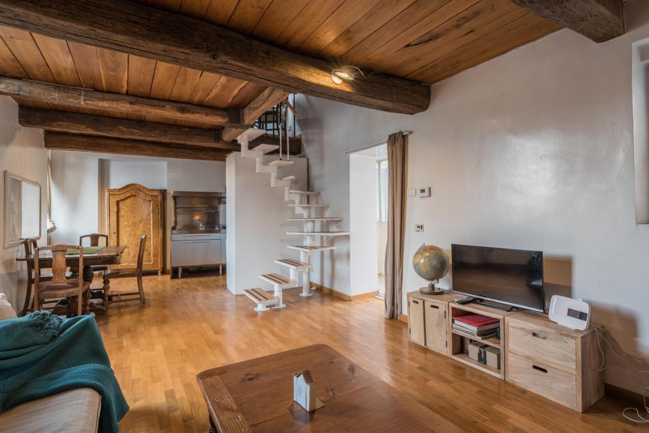 Appartement Cozy Wooden Apt In Piazza Navona *