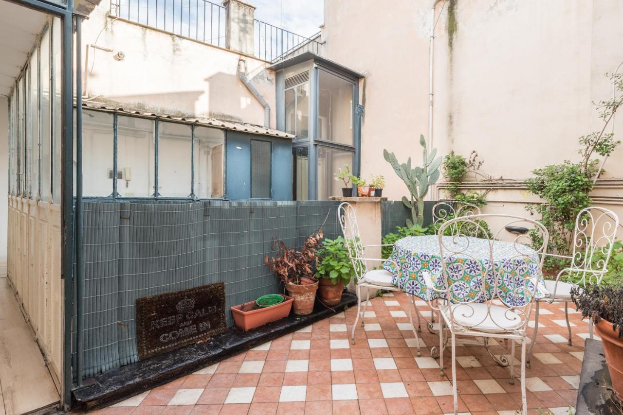 Cozy Wooden Apt In Piazza Navona Appartement