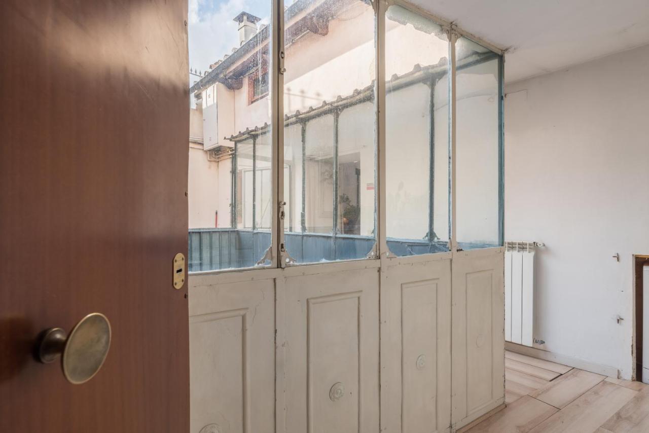 Cozy Wooden Apt In Piazza Navona Rome