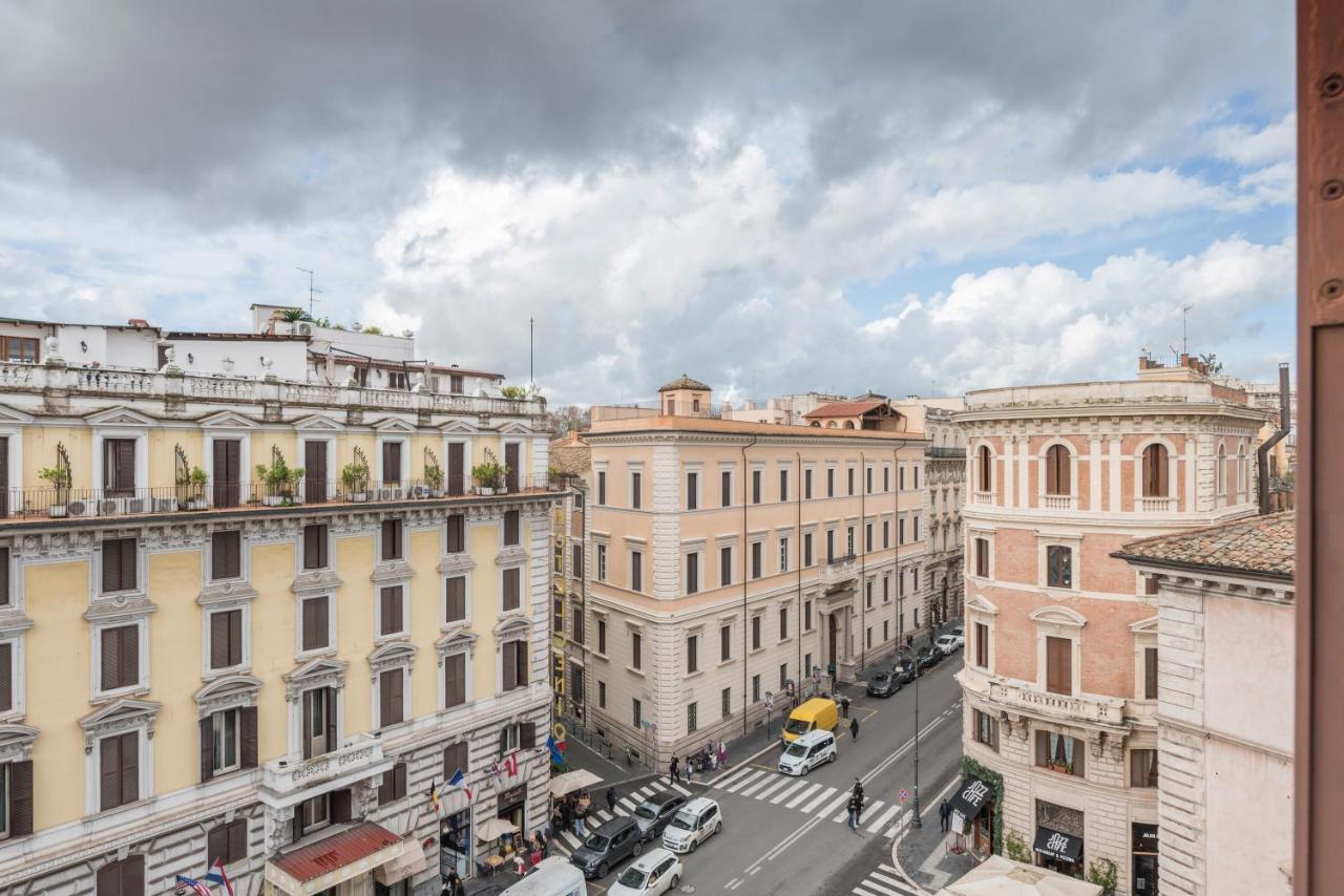 Appartement Cozy Wooden Apt In Piazza Navona *